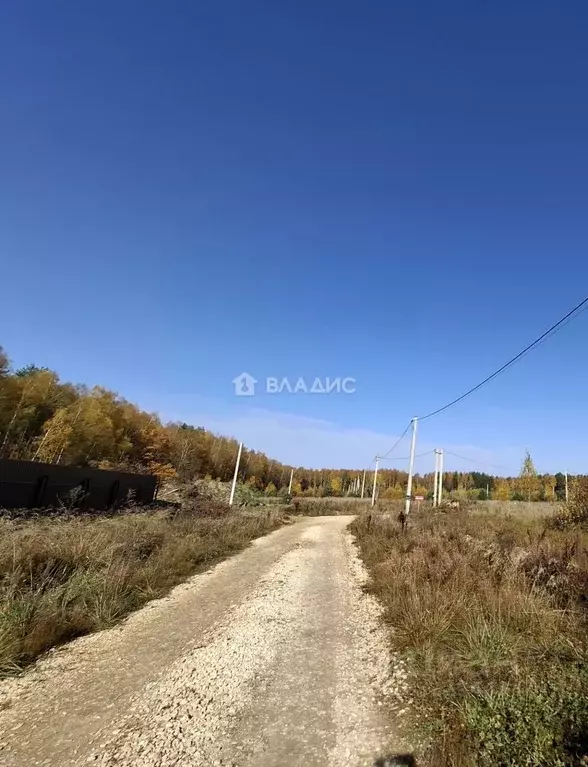 Участок в Владимирская область, Владимир д. Уварово, ул. Дубровка ... - Фото 0