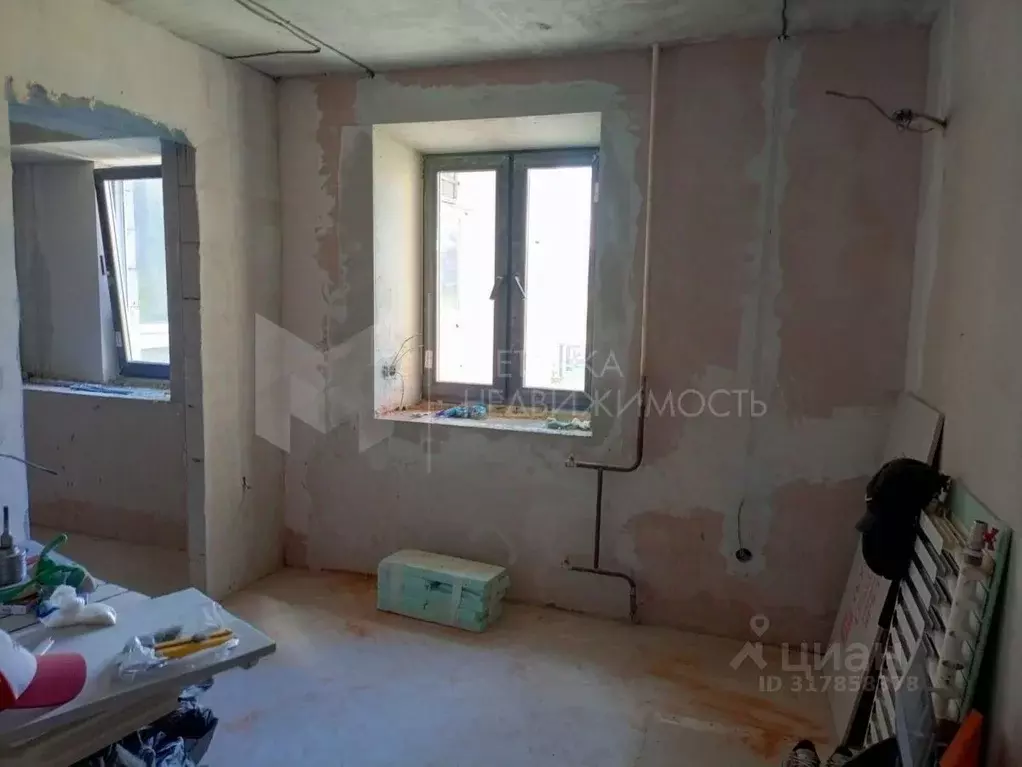 2-к кв. Тюменская область, Тюмень Олимпийская ул., 30 (48.0 м) - Фото 0