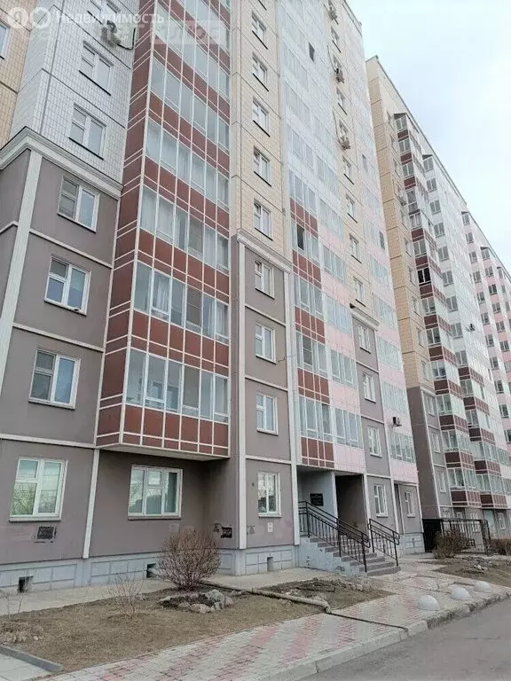 1-комнатная квартира: Красноярск, Линейная улица, 109 (40.3 м) - Фото 0
