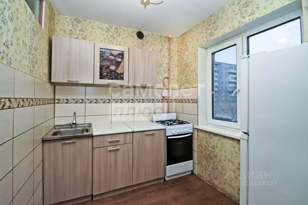 2-к кв. Омская область, Омск ул. Малиновского, 10Б (46.0 м) - Фото 1