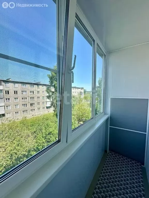 3-комнатная квартира: Ачинск, 9-й микрорайон, 4 (66.8 м) - Фото 0
