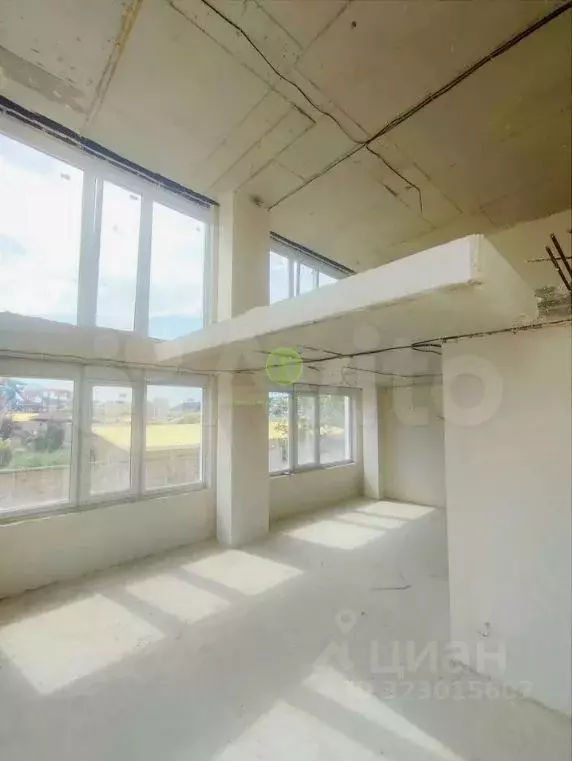 2-к кв. Крым, Сакский район, Лесновское с/пос, с. Прибрежное ул. ... - Фото 0