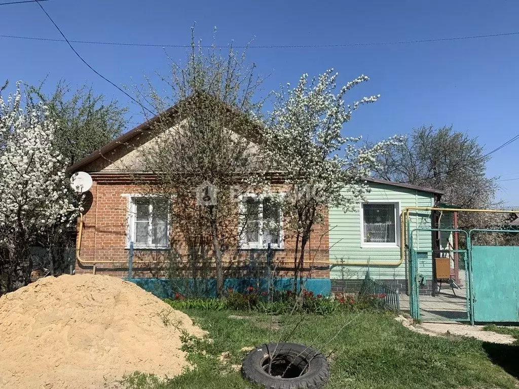 Дом в Воронежская область, Рамонь рп ул. Октябрьская, 5 (85 м) - Фото 1