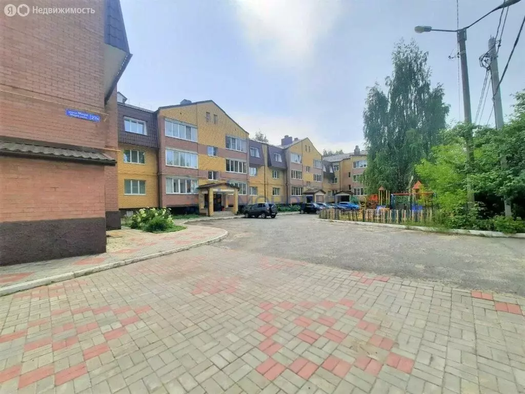2-комнатная квартира: Йошкар-Ола, улица Мира, 27Б (65.8 м) - Фото 0