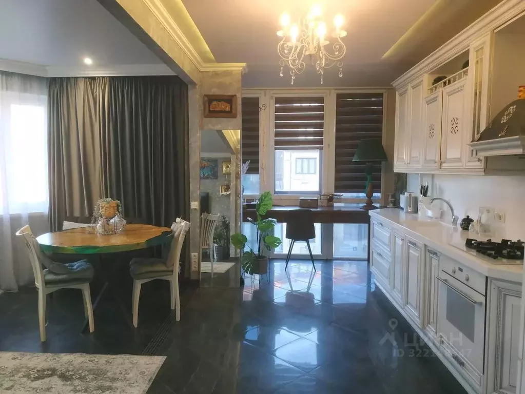 3-к кв. Московская область, Одинцовский городской округ, с. Ромашково ... - Фото 1