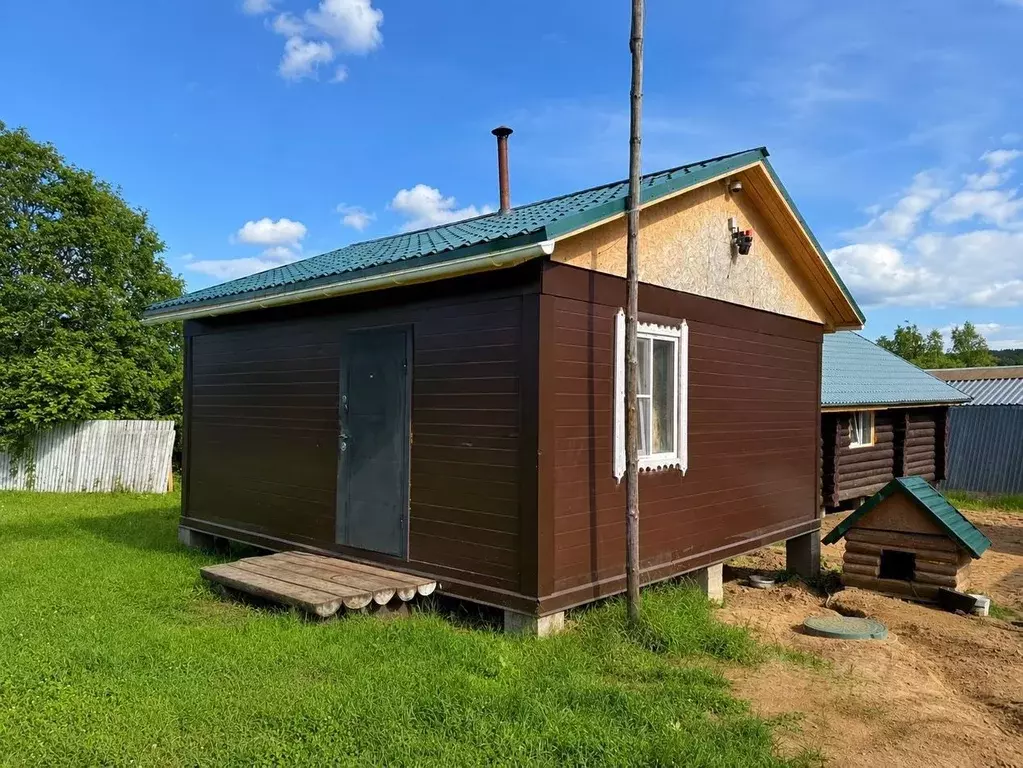 Дом в Ленинградская область, Подпорожский район, Винницкое с/пос, д. ... - Фото 1