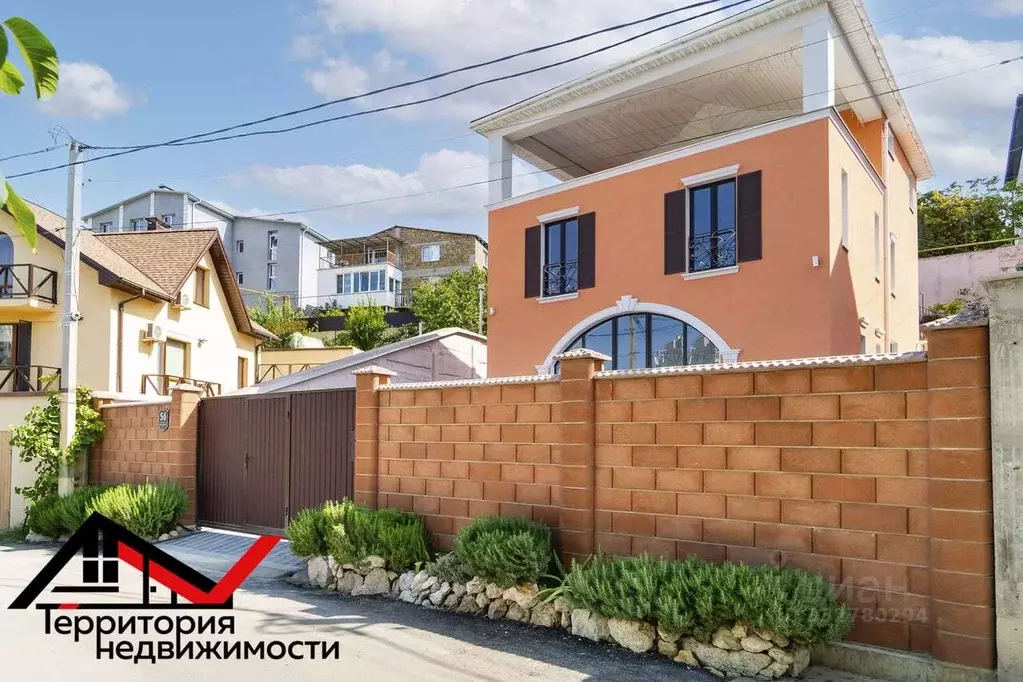Дом в Севастополь ул. Муссонная, 56 (250 м) - Фото 2