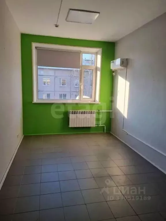 Офис в Тюменская область, Тюмень ул. Пермякова, 43А (17 м) - Фото 1