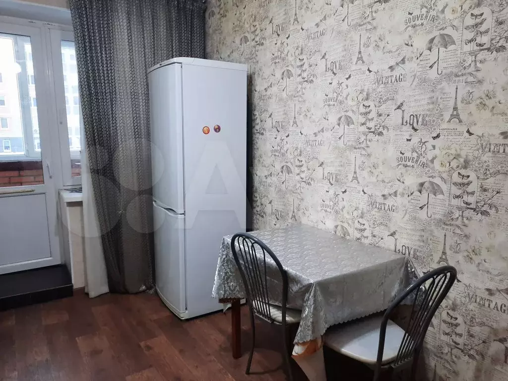 1-к. квартира, 40 м, 4/9 эт. - Фото 1