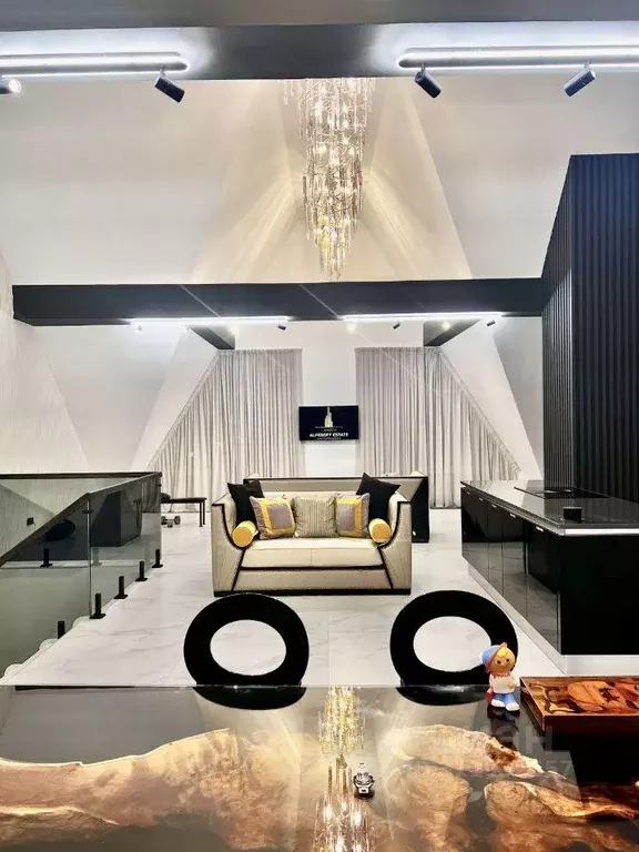 Квартира, 5 и более комнат, 205 м - Фото 2