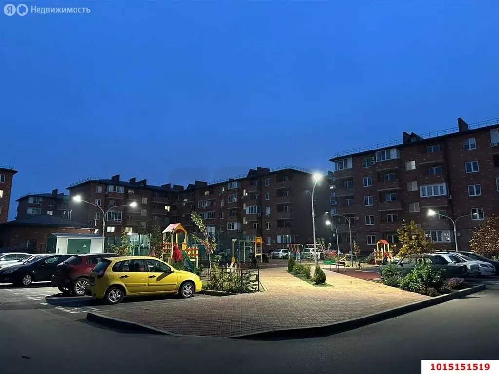 1-комнатная квартира: Новая Адыгея, Бжегокайская улица, 90/2к10 (35.7 ... - Фото 2