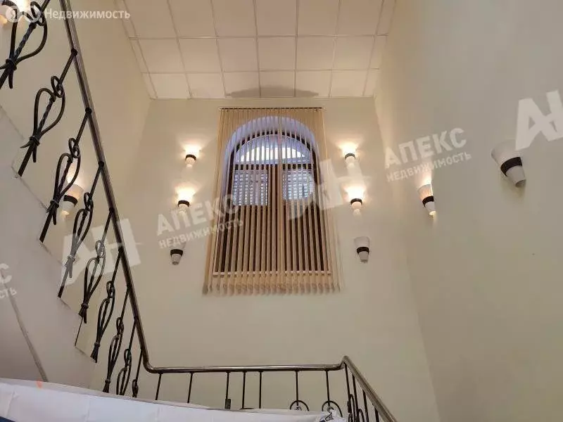 Офис (1260 м) - Фото 1