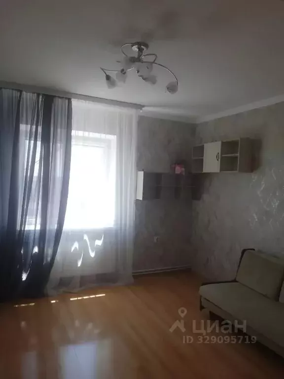 2-к кв. Краснодарский край, Ейск Коммунистическая ул., 85/6 (68.0 м) - Фото 2