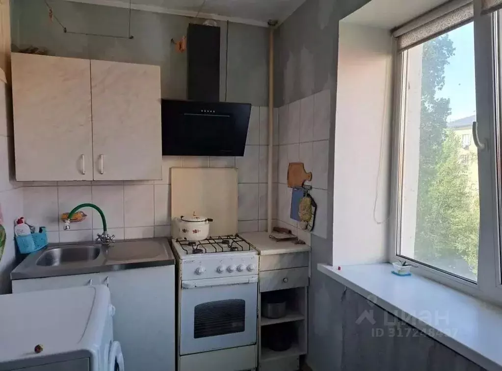 2-к кв. Саратовская область, Саратов ул. Имени Н.Е. Жуковского, 4 ... - Фото 0