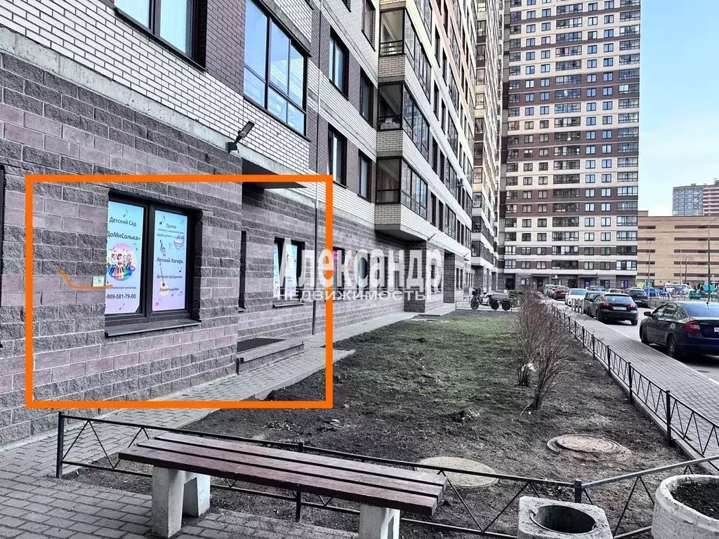 Торговая площадь в Санкт-Петербург ул. Русановская, 16к3 (96 м) - Фото 2