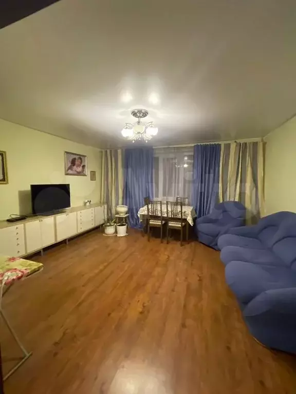 3-к. квартира, 73 м, 3/10 эт. - Фото 0