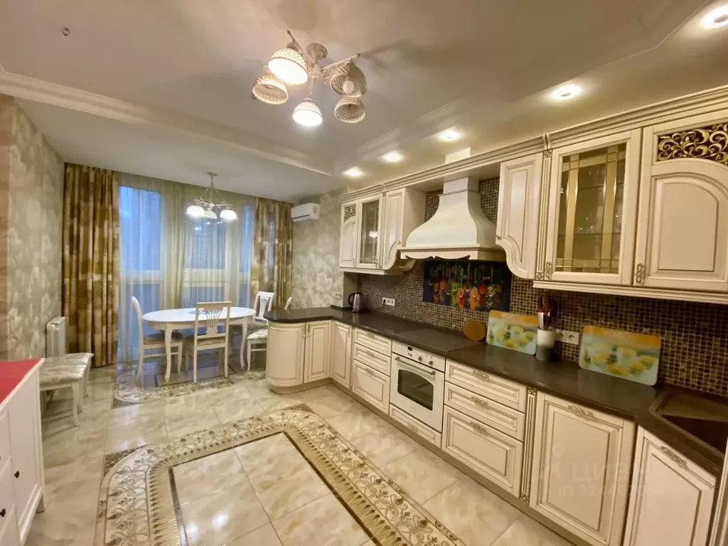 3-к кв. Москва Внуковское поселение, ул. Анны Ахматовой, 4 (80.0 м) - Фото 1