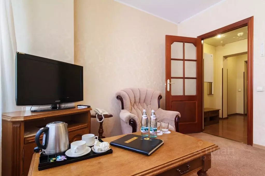 Комната Москва Никоновский пер., 3/1 (32.0 м) - Фото 2
