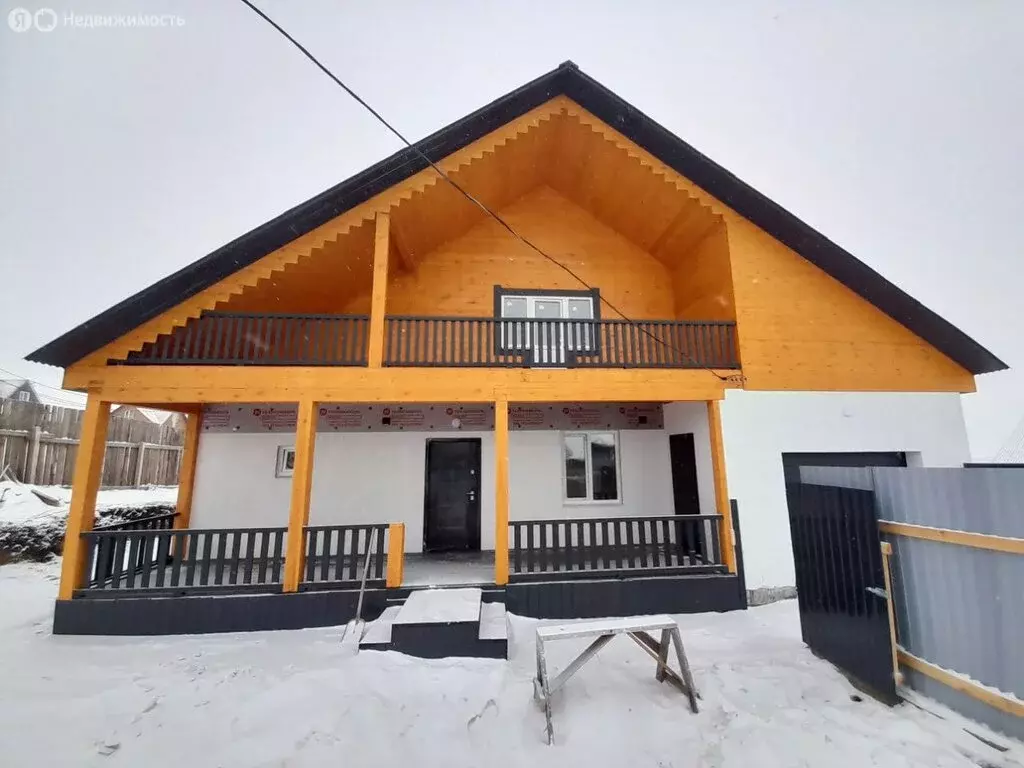 Дом в село Хомутово, Депутатская улица (250 м) - Фото 1