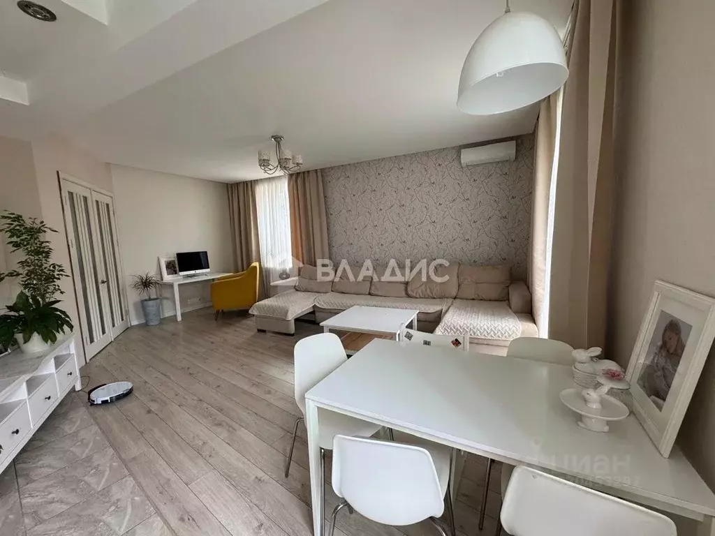 3-к кв. Иркутская область, Ангарск 76-й кв-л, 11 (87.0 м) - Фото 0