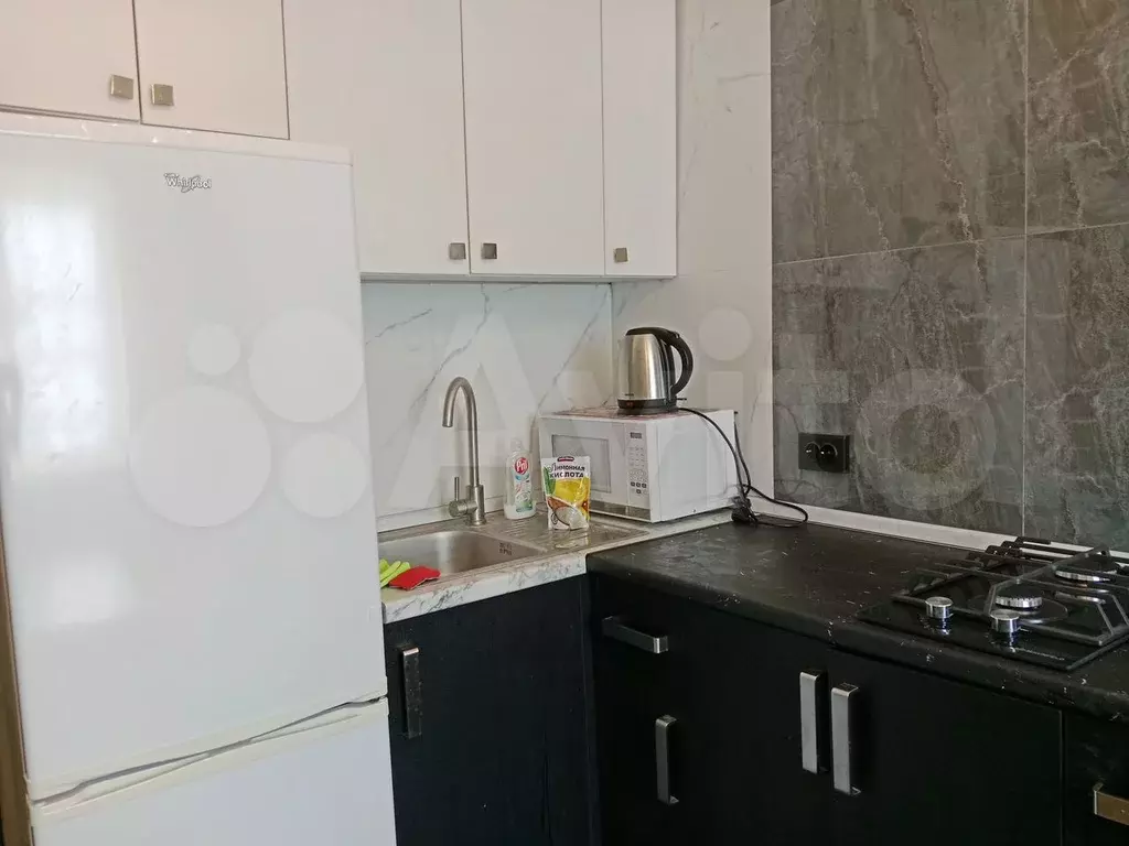 1-к. квартира, 38 м, 8/9 эт. - Фото 1
