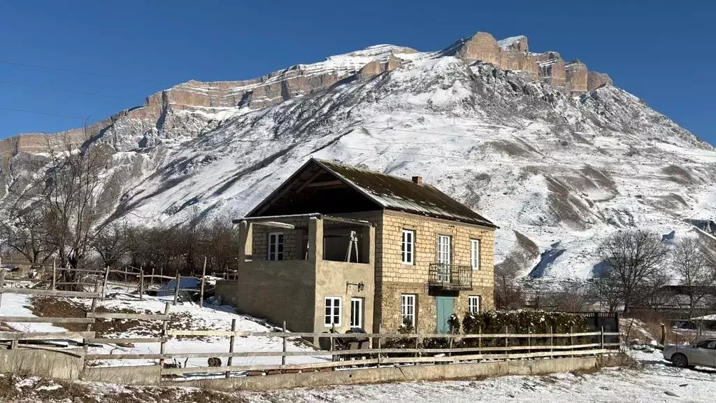 Дом в Кабардино-Балкария, Черекский район, с. Верхняя Балкария ул. ... - Фото 2