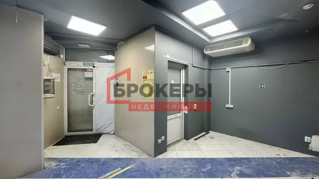 Помещение свободного назначения в Севастополь просп. Героев ... - Фото 2
