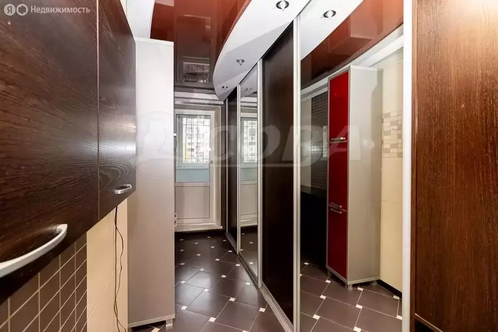 2-комнатная квартира: Тюмень, Широтная улица, 129 (63 м) - Фото 1