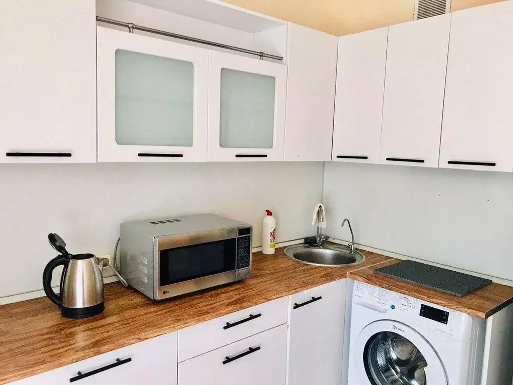 1-к кв. Удмуртия, Ижевск ул. Имени Татьяны Барамзиной, 3 (45.0 м) - Фото 2