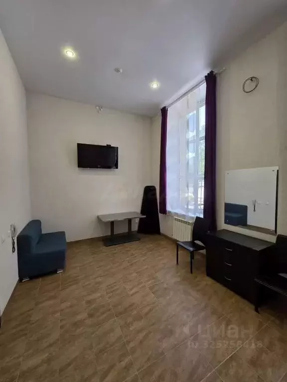 Офис в Ульяновская область, Ульяновск Октябрьская ул., 22с15 (65 м) - Фото 2