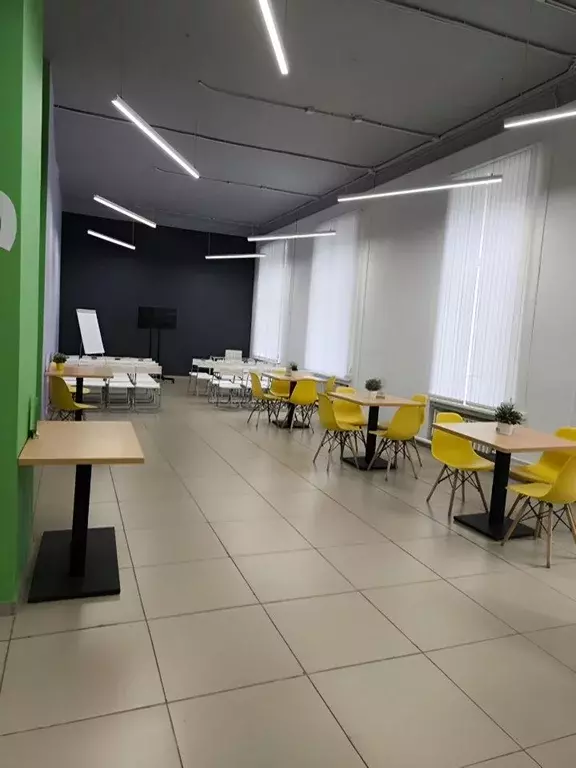 Помещение свободного назначения в Свердловская область, Екатеринбург ... - Фото 2