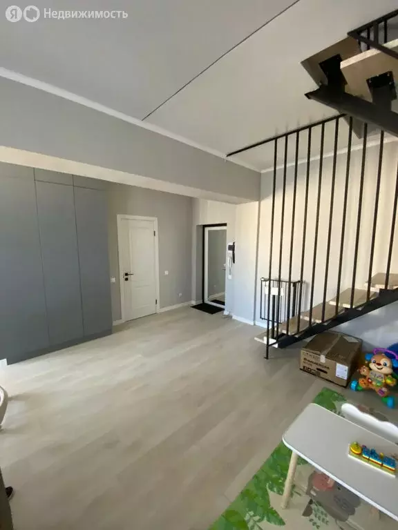 3-комнатная квартира: Нальчик, улица Шарданова, 50 (107 м) - Фото 2