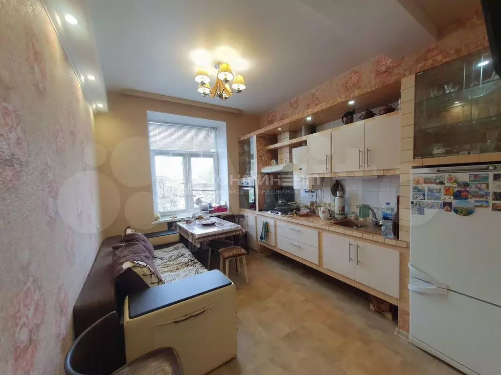 2-к. квартира, 58 м, 4/4 эт. - Фото 0