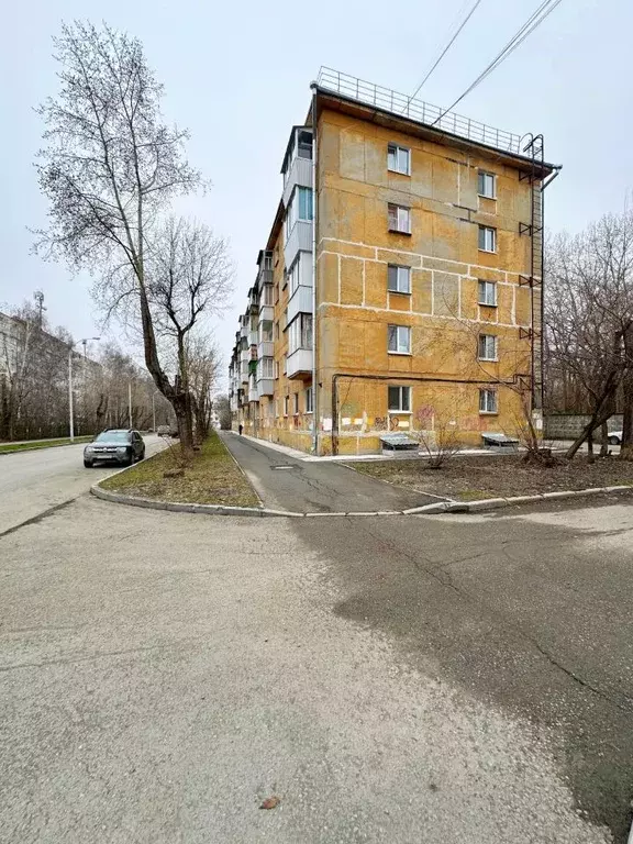 2-к кв. Свердловская область, Екатеринбург пер. Медицинский, 3 (42.6 ... - Фото 1