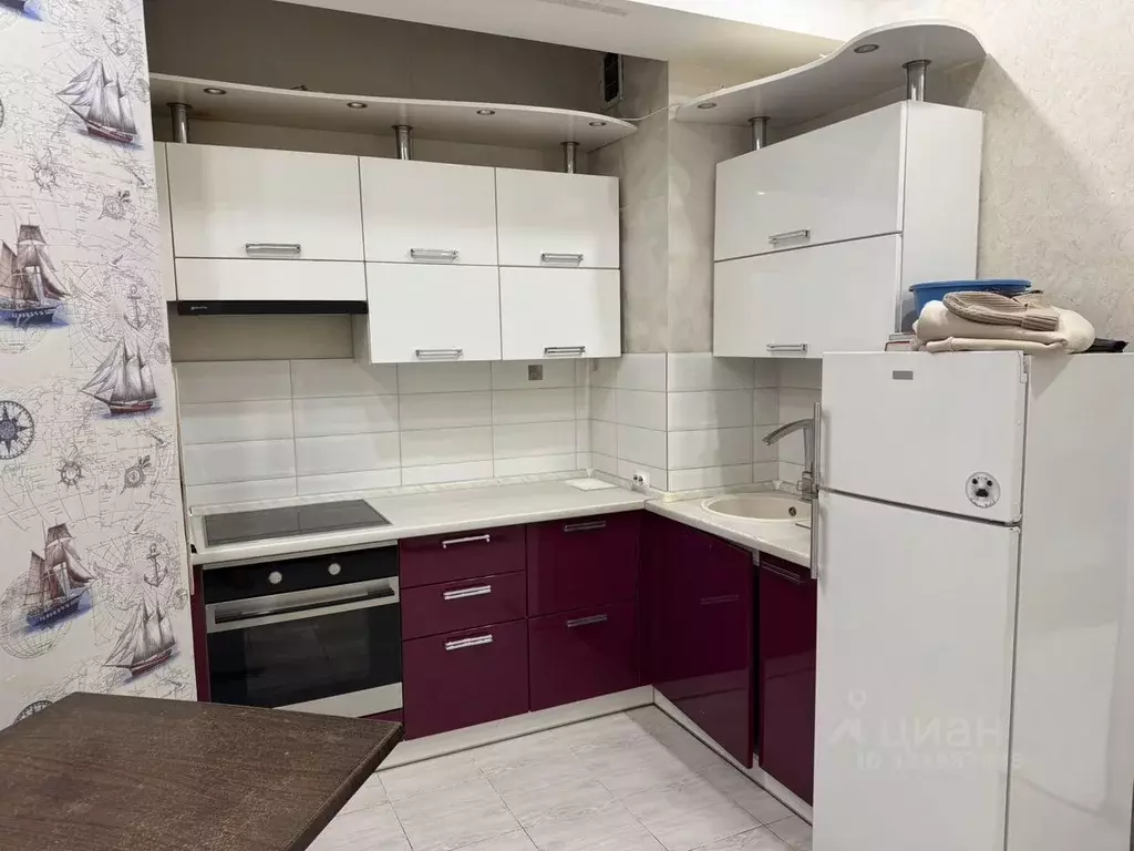 3-к кв. Иркутская область, Иркутск Дальневосточная ул., 118 (82.3 м) - Фото 1