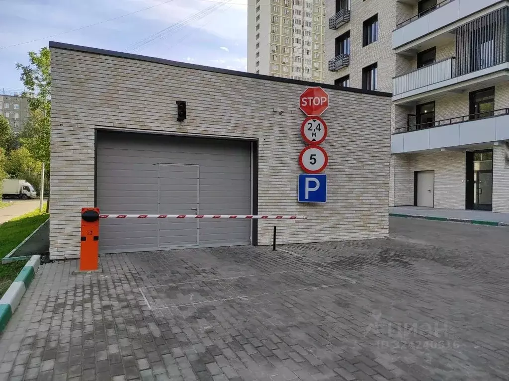Гараж в Москва бул. Яна Райниса, 4К3 (20 м) - Фото 2