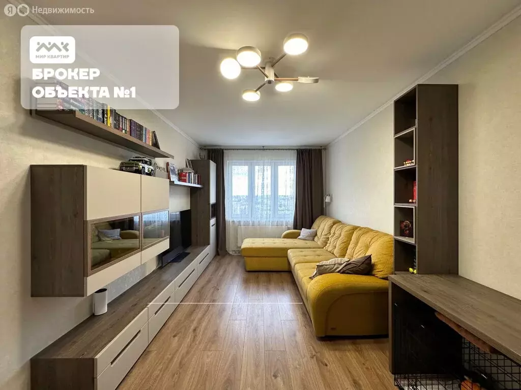 3-комнатная квартира: Санкт-Петербург, улица Дыбенко, 7к2 (68.8 м) - Фото 2
