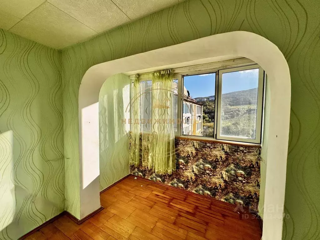 2-к кв. Крым, Ялта ул. Ворошилова, 6к1 (63.1 м) - Фото 1