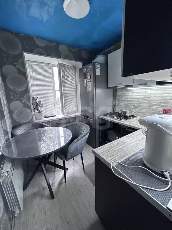 2-к. квартира, 43 м, 5/5 эт. - Фото 1