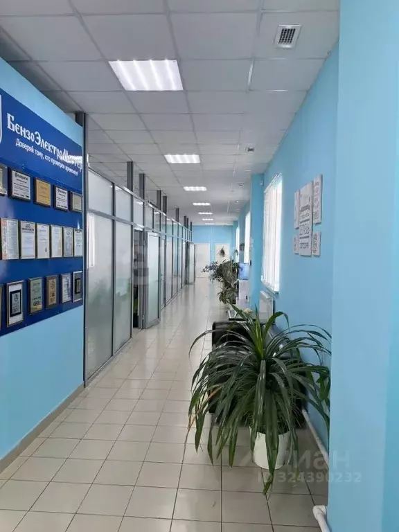 Офис в Иркутская область, Иркутск ул. 8-е Склады, 1А (268 м) - Фото 1