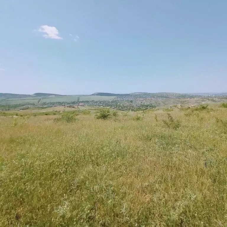 Участок в Крым, Симферопольский район, Перовское с/пос, с. Украинка ... - Фото 2