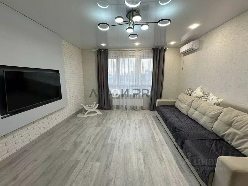 3-к кв. Башкортостан, Уфа ул. Энтузиастов, 15 (67.5 м) - Фото 1