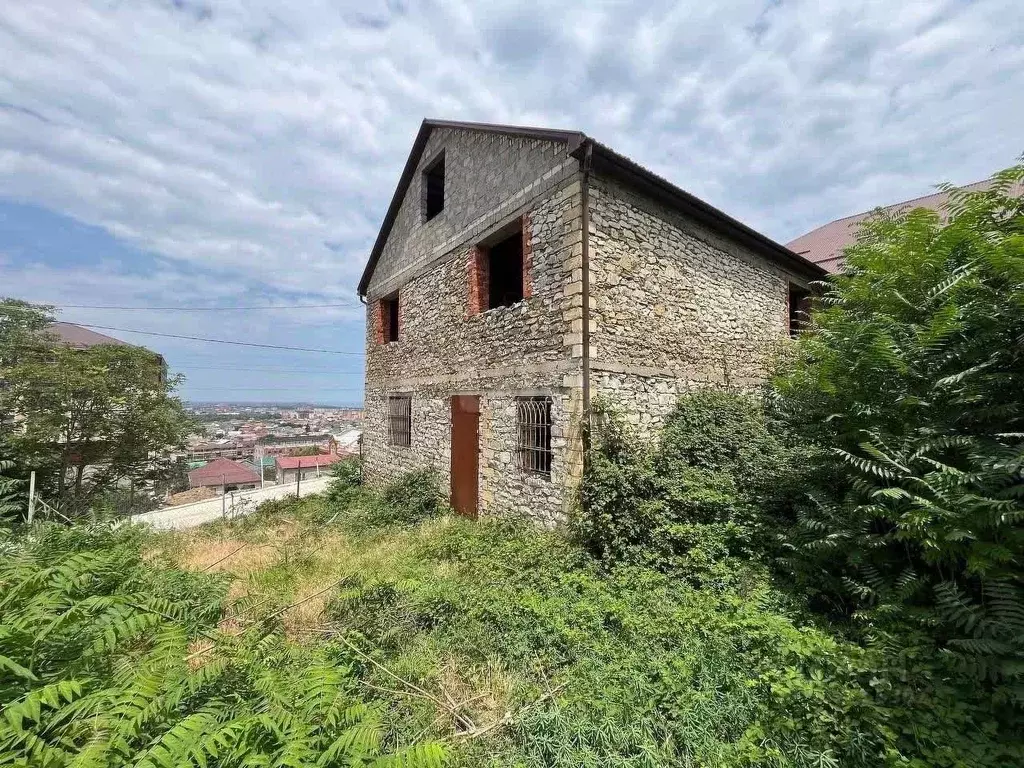 Дом в Дагестан, Махачкала ул. Митарова, 70 (350 м) - Фото 1