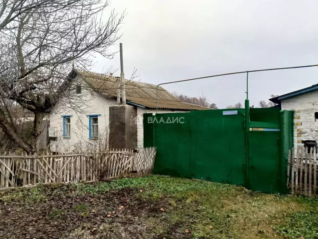 Дом в Белгородская область, Старооскольский городской округ, с. ... - Фото 1