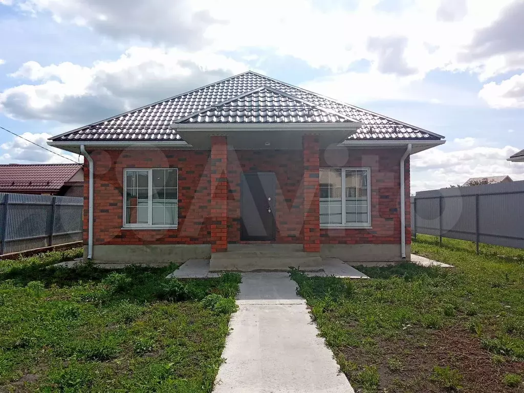 Дом 100 м на участке 8 сот. - Фото 1