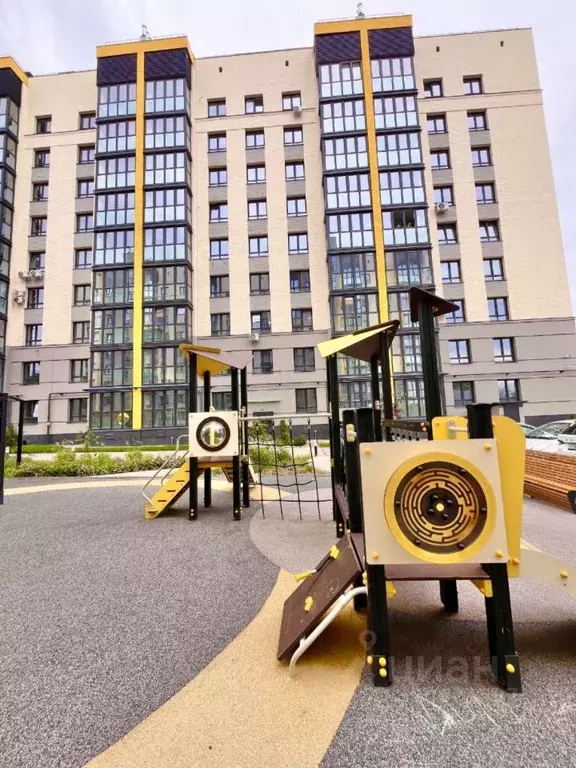 Студия Брянская область, Брянск ул. Крапивницкого, 39к3 (30.3 м) - Фото 1