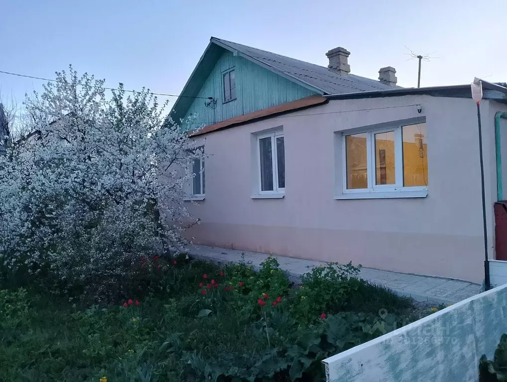 Дом в Саратовская область, Саратов муниципальное образование, пос. ... - Фото 1