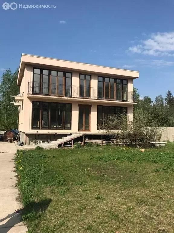 Дом в деревня Новошихово, улица Квартал 1 (318 м) - Фото 0