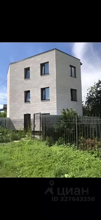 Дом в Санкт-Петербург, Санкт-Петербург, Пушкин Школьная ул. (160 м) - Фото 1