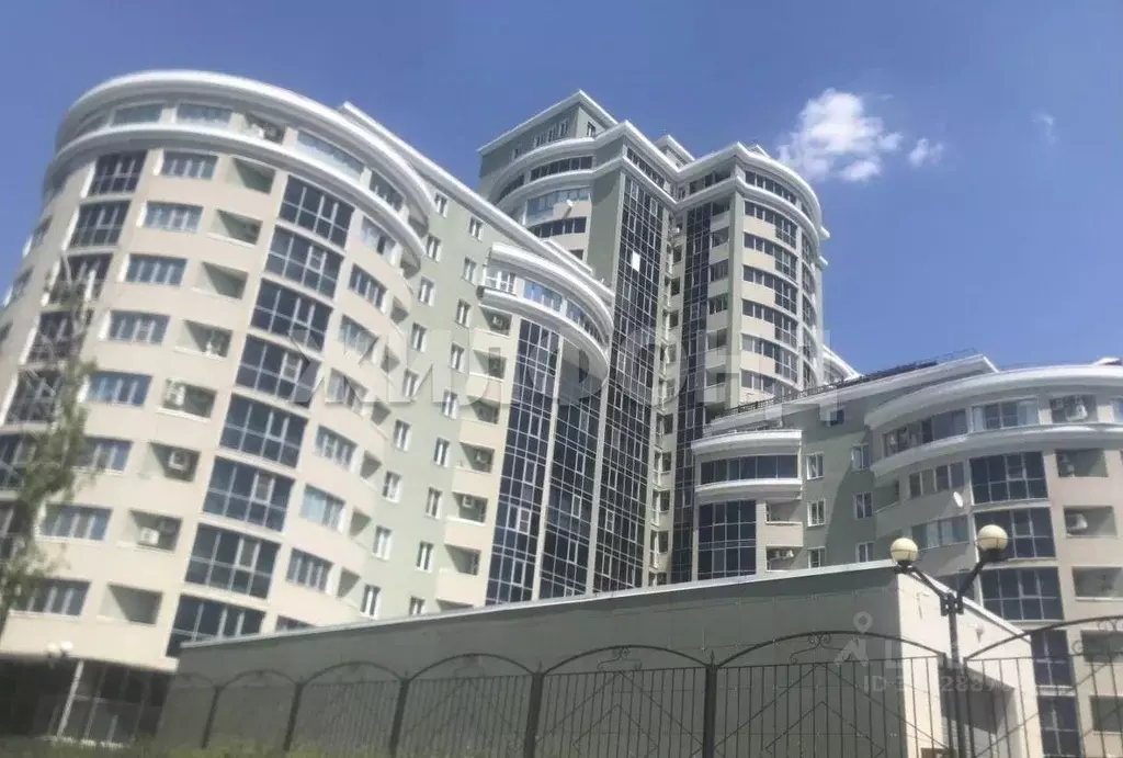 2-к кв. Белгородская область, Белгород Садовая ул., 3А (92.1 м) - Фото 0